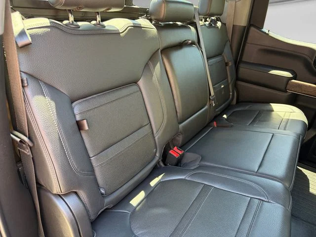 Used 2020 Black GMC Denali image 17