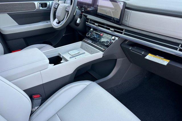 New 2026 Shimmering Silver Hyundai Calligraphy image 17