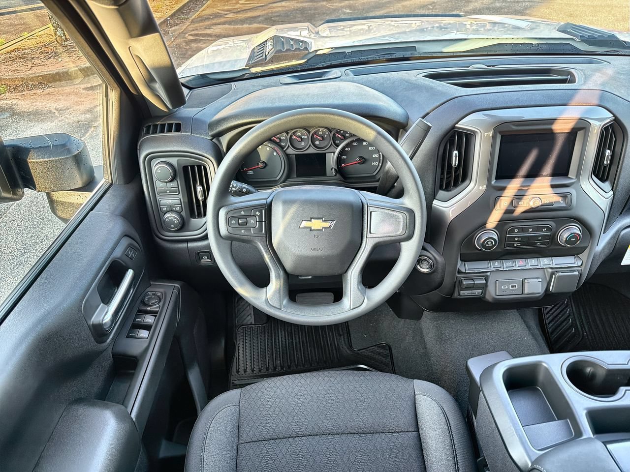 New 2026 Summit White Chevrolet Custom image 10