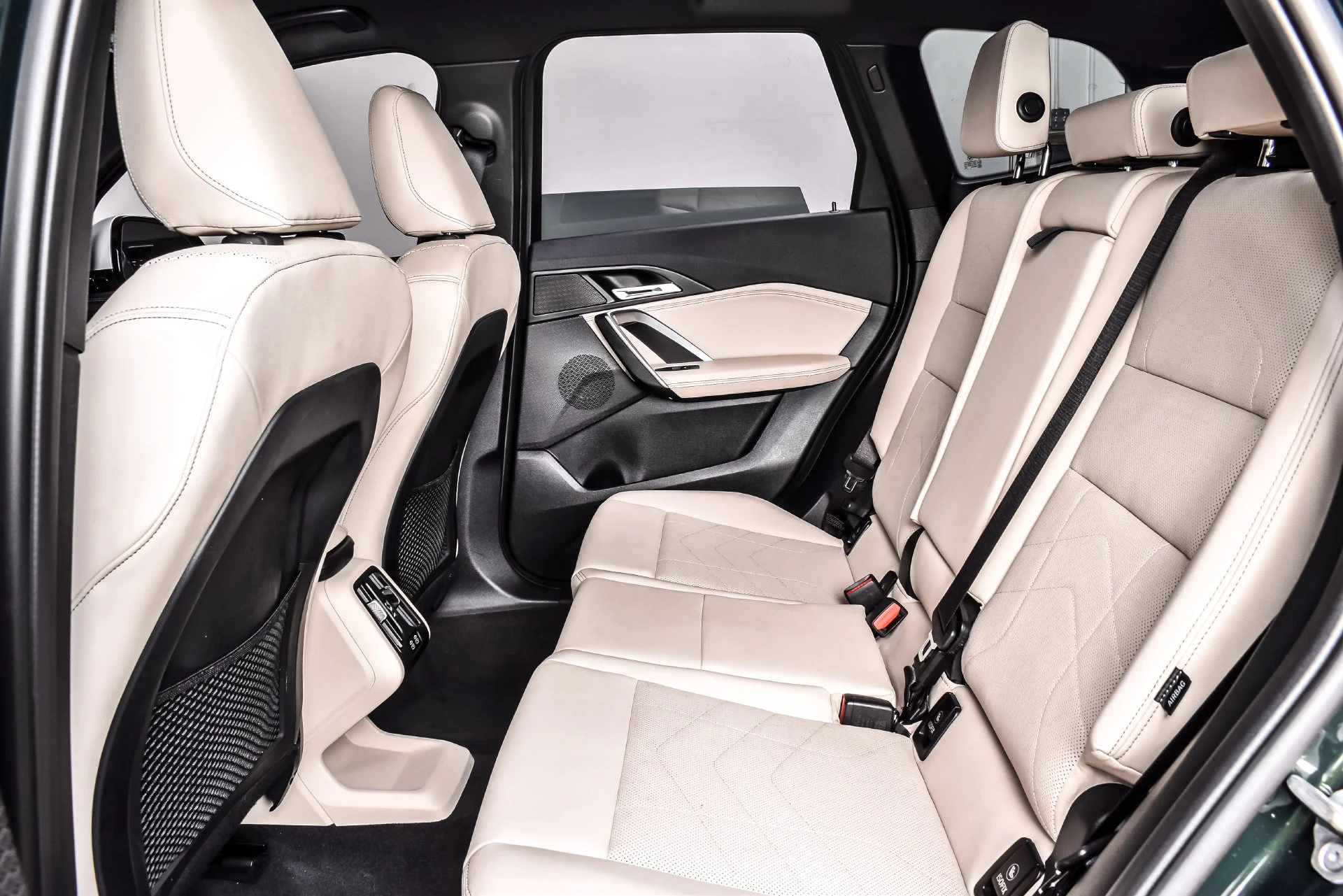 Used 2023 Green Metallic BMW xDrive28i image 20