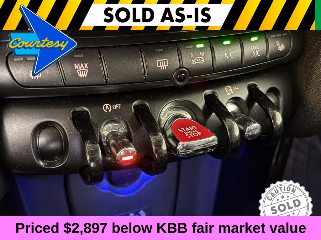 Used 2015 Red MINI Base image 26