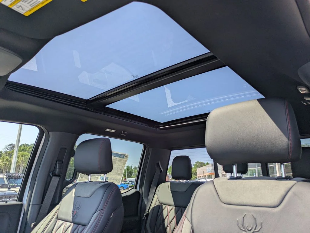 New 2026 Oxford White Ford XLT image 22