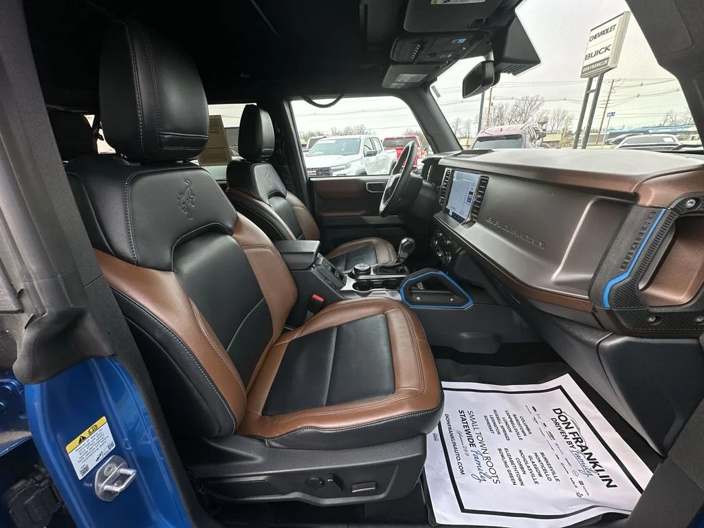 Used 2023 Blue Ford Outer Banks image 25
