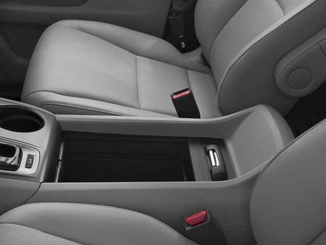 Used 2017 White Honda RTL image 15