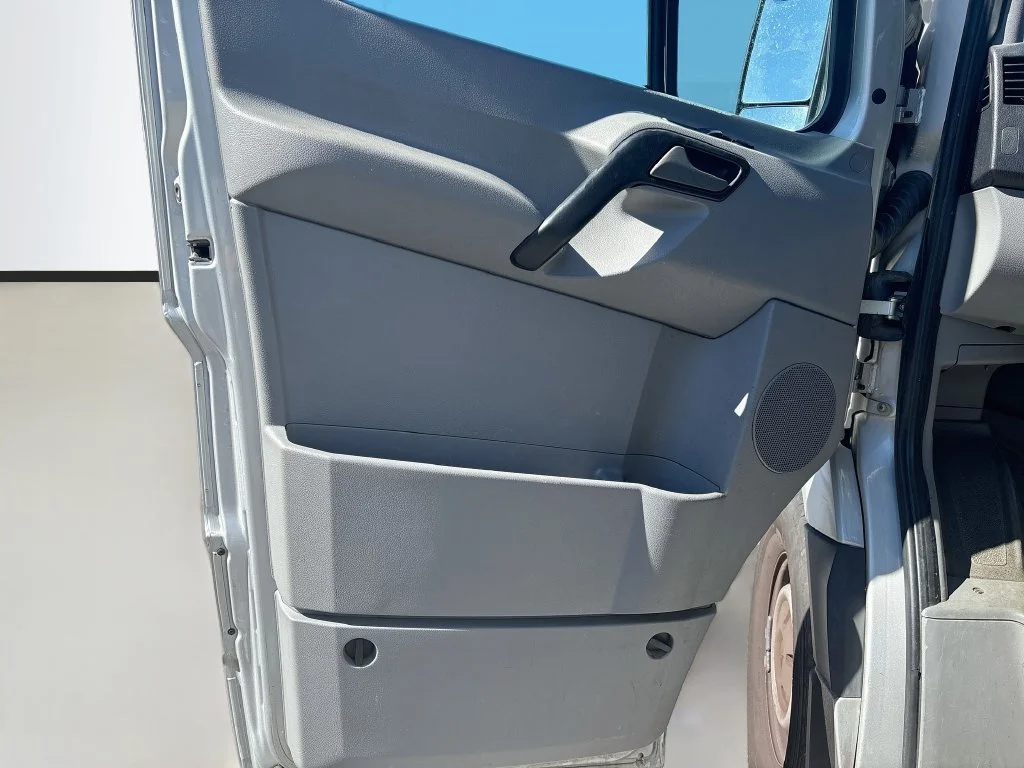 Used 2016  Mercedes-Benz Passenger 144 WB image 30