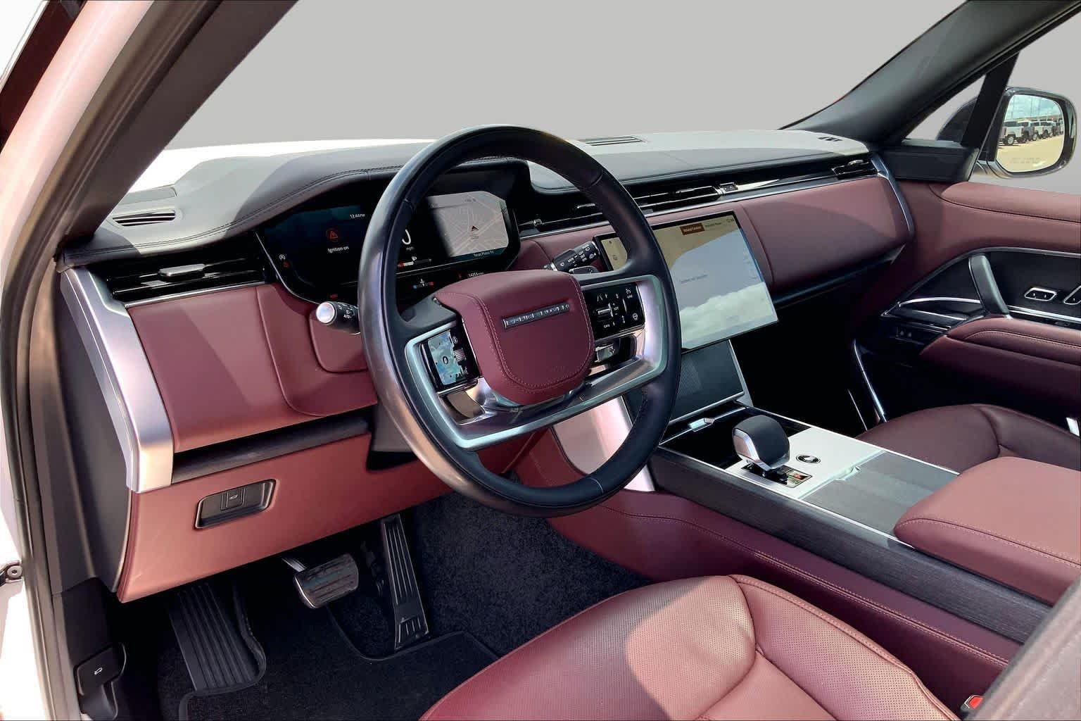 Used 2025 Fuji White Land Rover Autobiography image 17