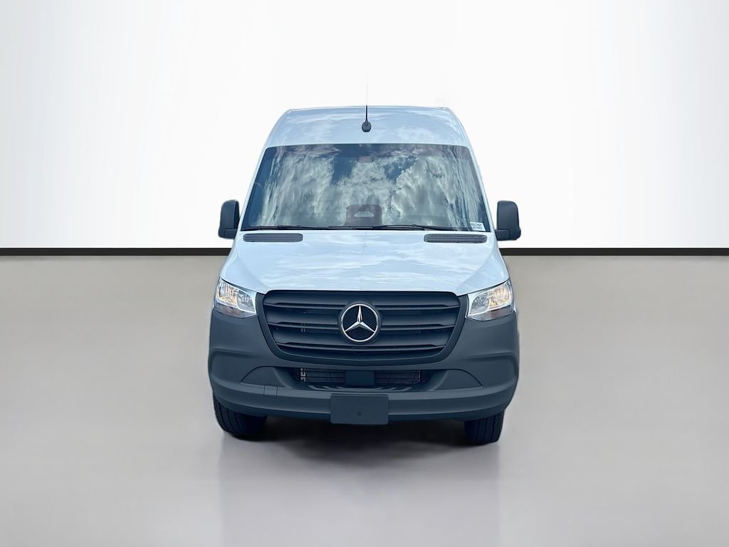 New 2026 Arctic White Mercedes-Benz Cargo 170 WB image 7