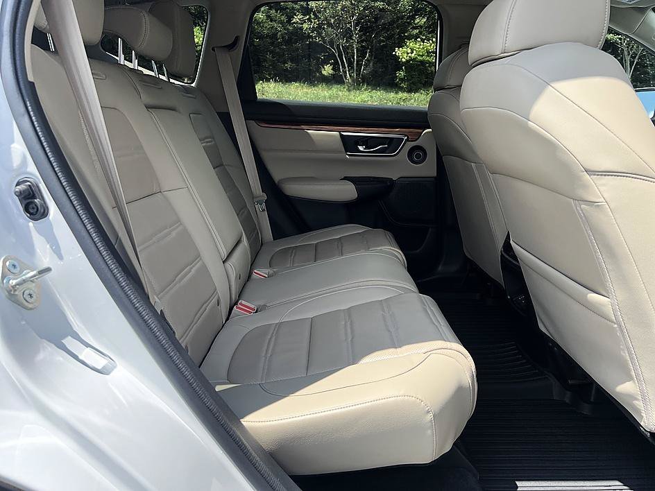Used 2020 Platinum White Pearl Honda Touring image 21