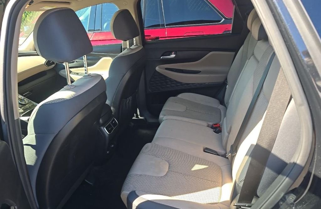 Used 2023 Black Hyundai SEL image 7