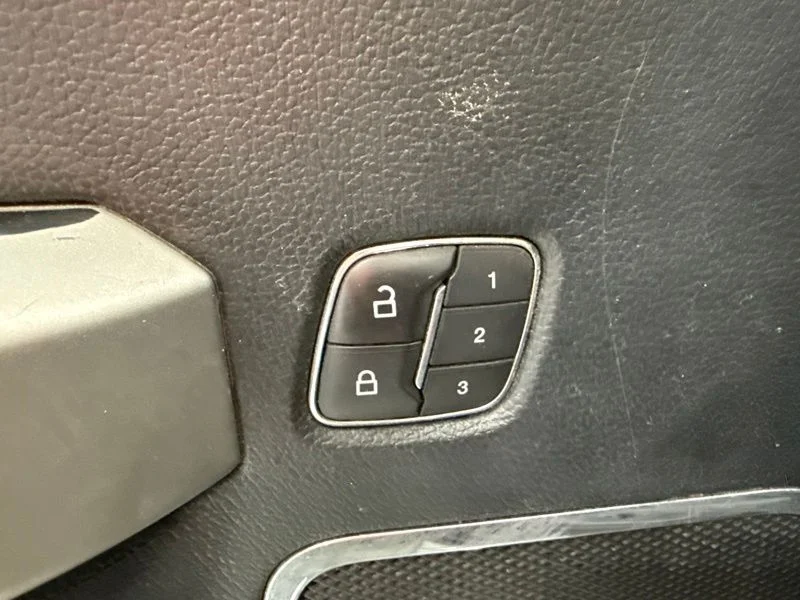 Used 2019 Gray Ford Lariat image 22