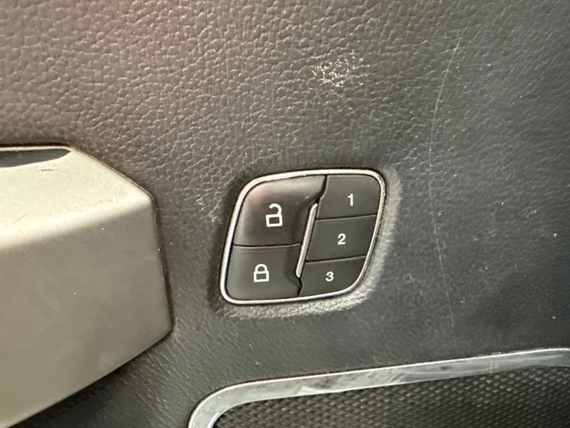 Used 2019 Gray Ford Lariat image 22