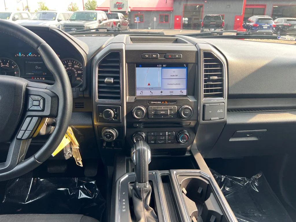 Used 2018 Gray Ford XLT image 37