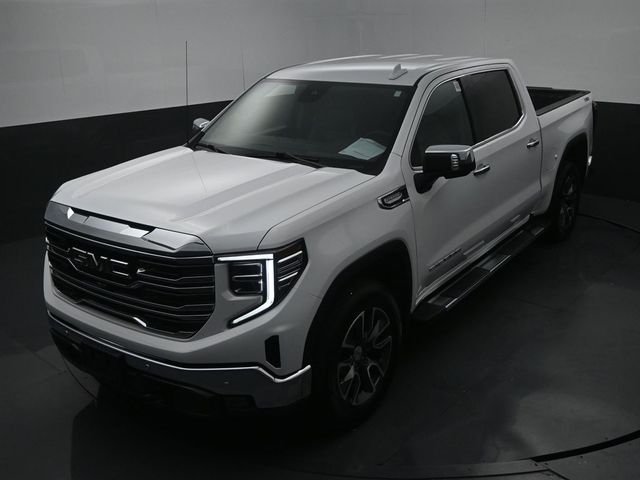 Used 2024 Summit White GMC SLT image 32