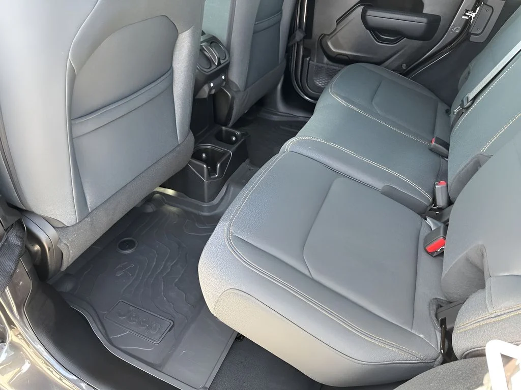 Used 2024 Gray Jeep Sport image 20