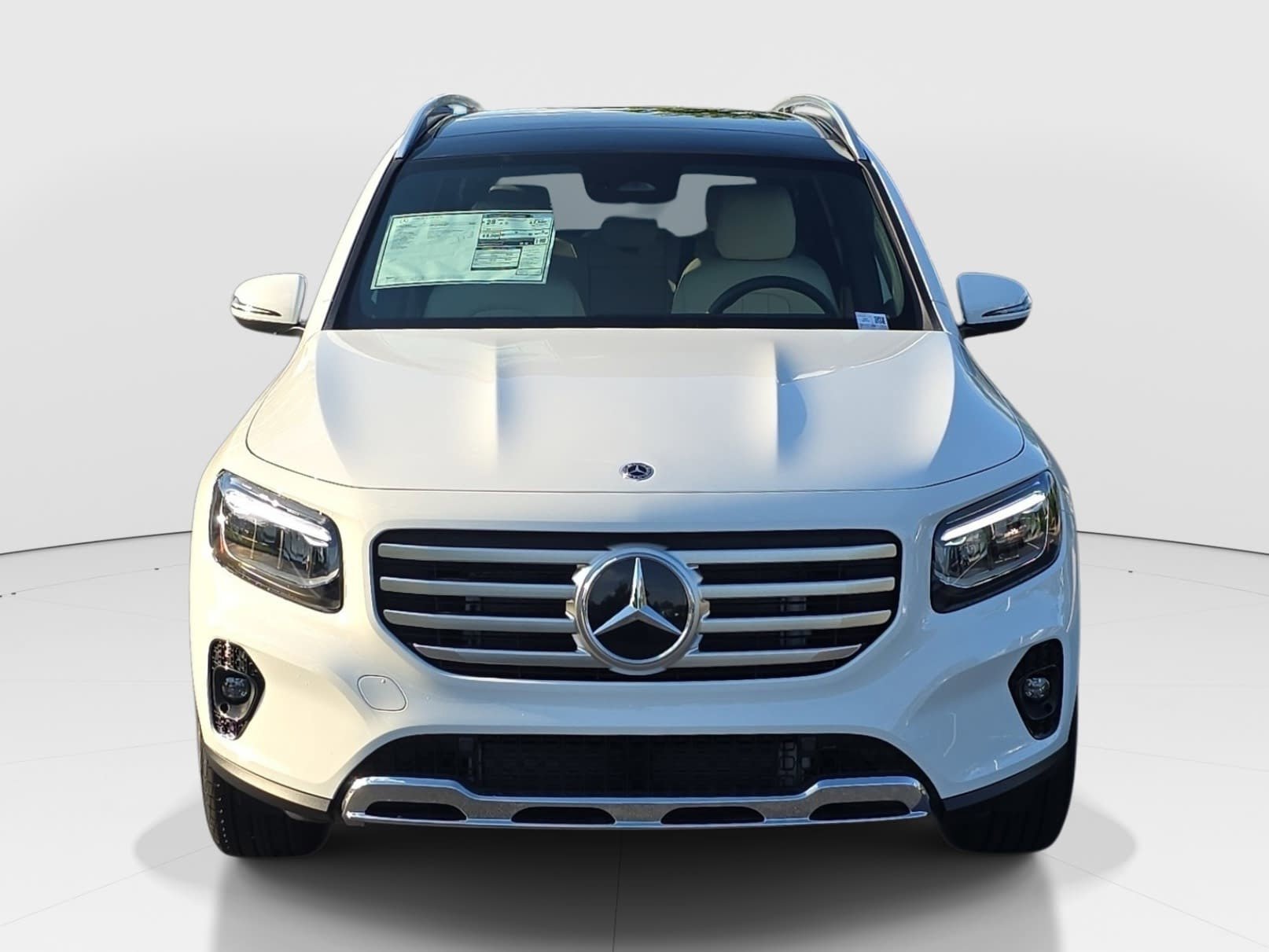 New 2026 Polar White Mercedes-Benz GLB250 image 2