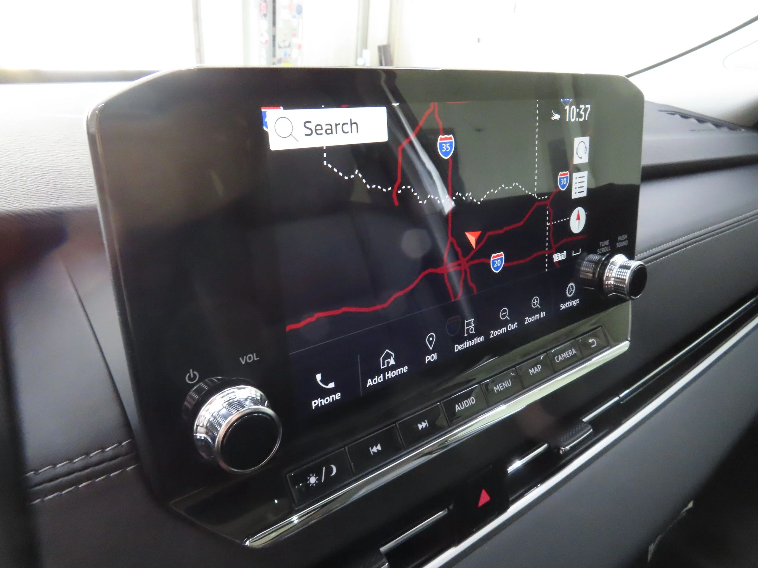 2025 Mitsubishi Outlander Plug-in Hybrid SE - Photo 17