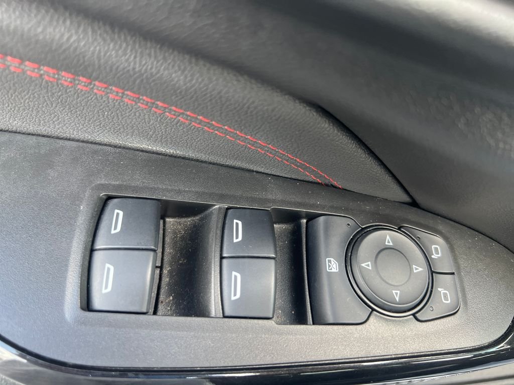 Used 2024 White Chevrolet 2RS image 15
