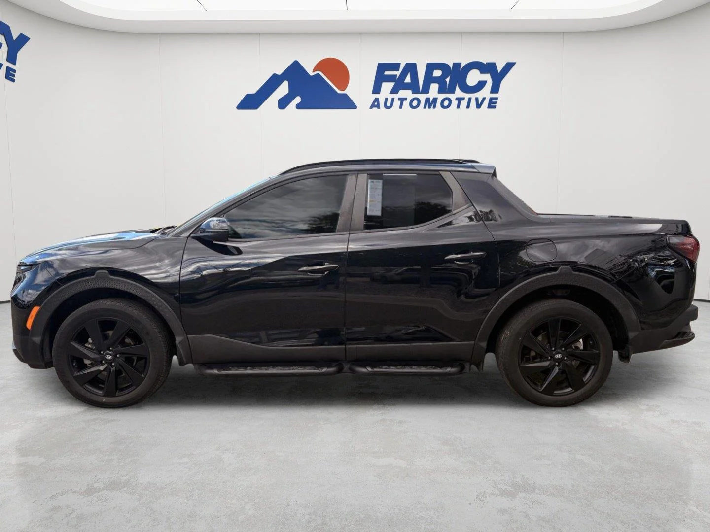 Used 2023 Phantom Black Hyundai NIGHT image 2