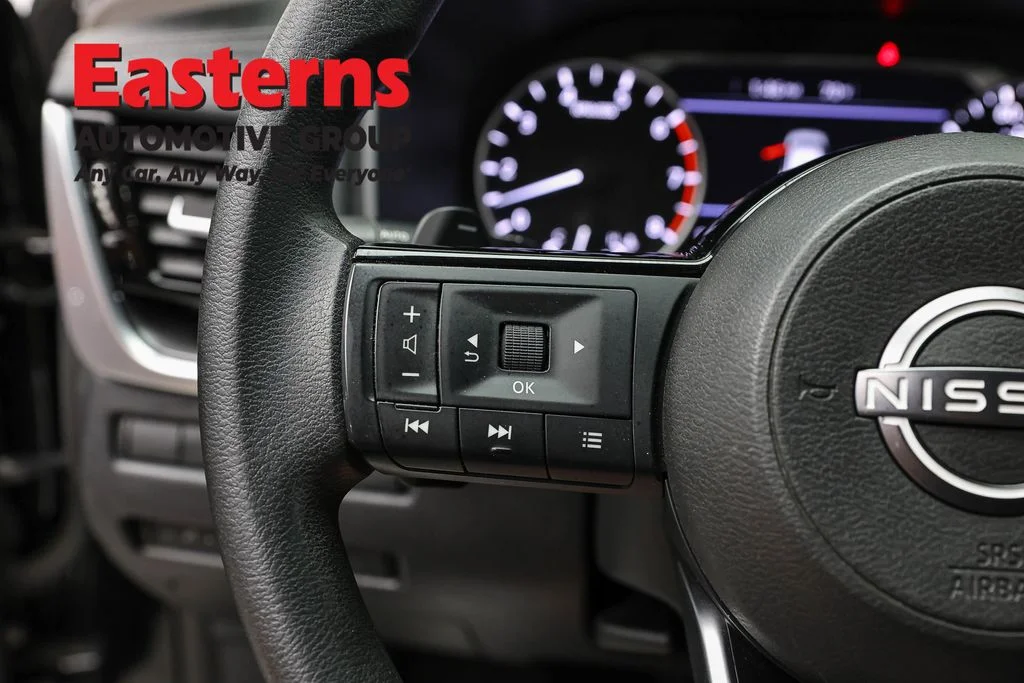 Used 2022 Black Nissan SV image 14