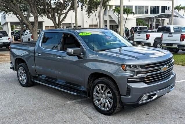 2019 Chevrolet Silverado 1500 High Country Crew Cab Short Box's photo