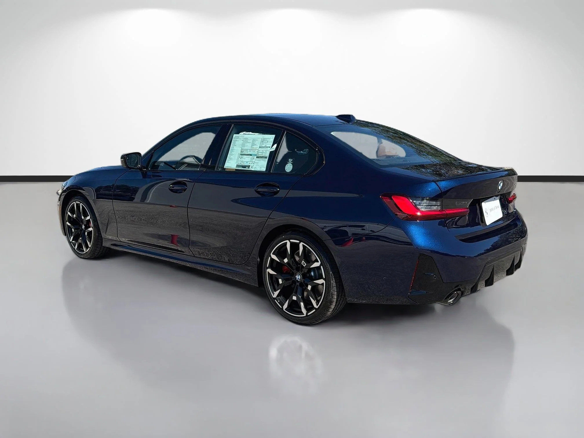 New 2026 Tanzanite Blue II Metallic BMW 330i NA image 5