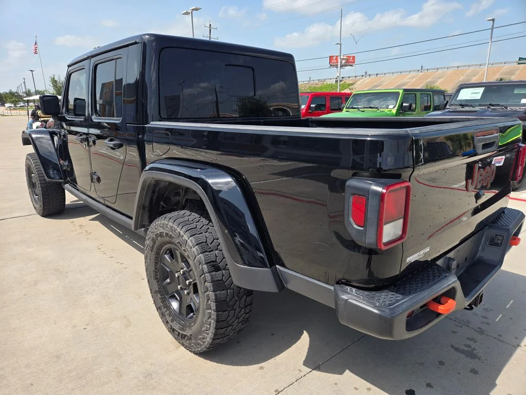 Used 2022 Black Jeep Mojave image 5