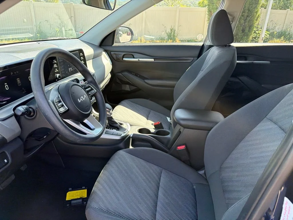 Used 2026 Blue Kia LX image 19