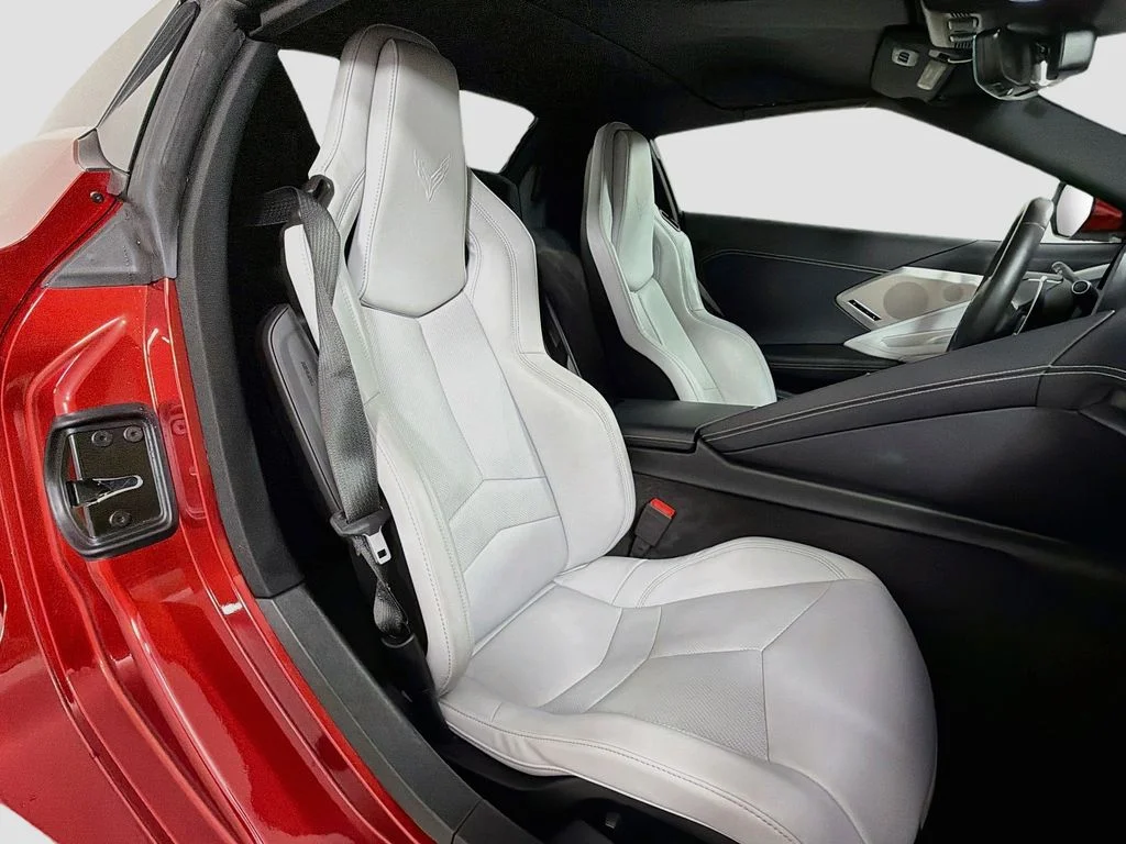 Used 2022 Red Chevrolet Stingray image 26