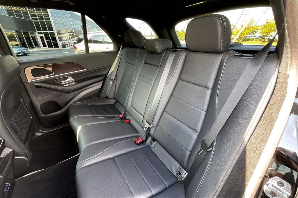 2025 Mercedes-Benz GLE GLE450E - Photo 18