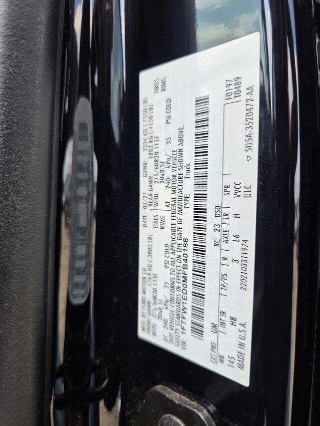 Used 2021 Agate Black Metallic Ford LARIAT image 37
