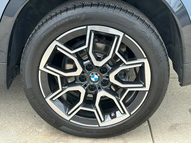 Certified Used 2025 Storm Bay Metallic BMW xDrive28i image 32