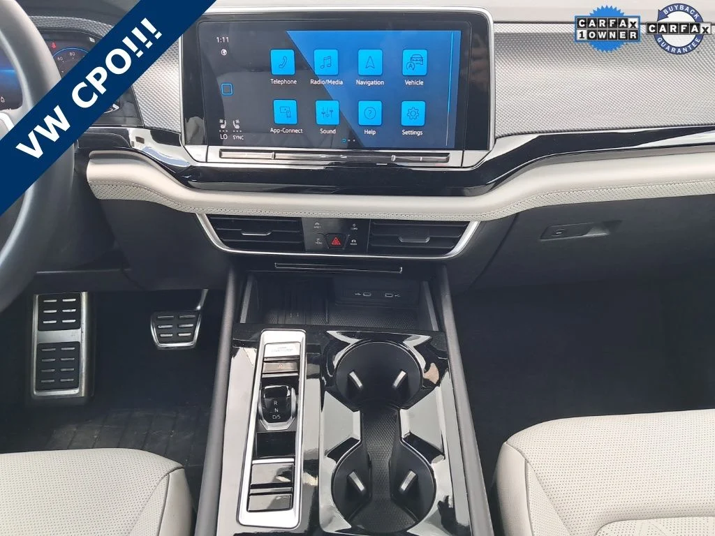 2025 Volkswagen Atlas Cross Sport SEL Premium R-LINE - Photo 16