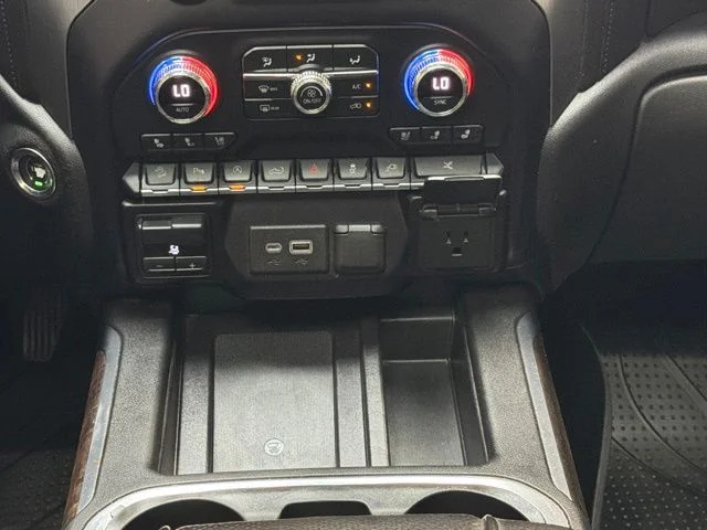 Used 2020 Onyx Black GMC Denali image 18