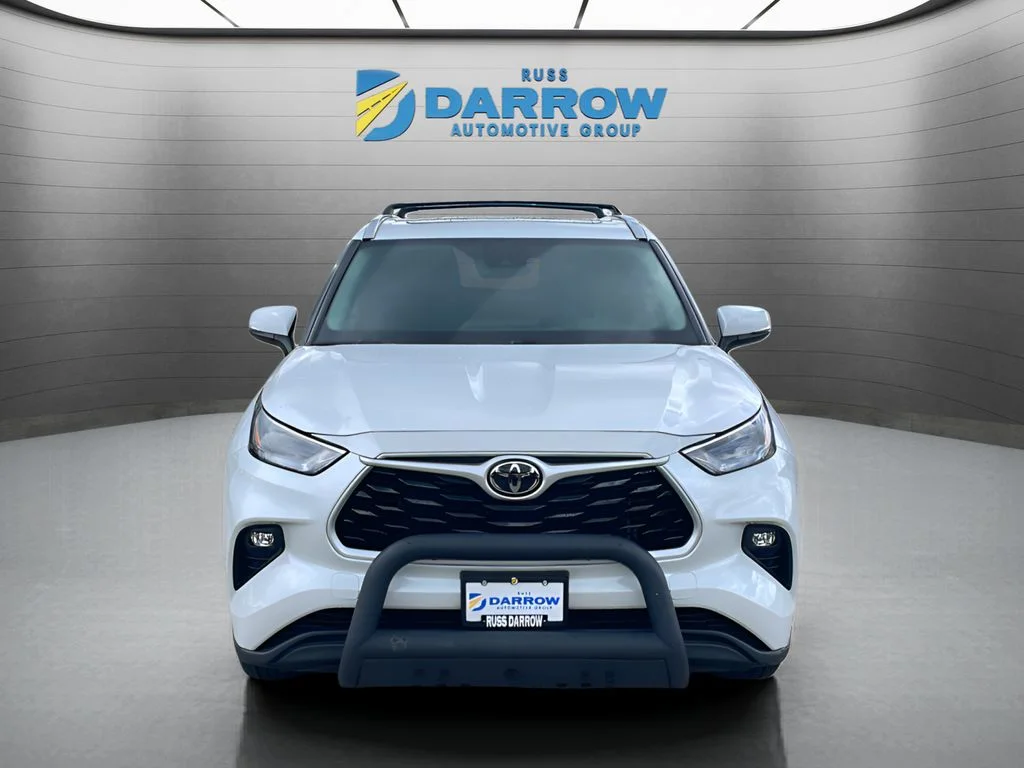 Certified Used 2023 Beige Toyota XLE image 8