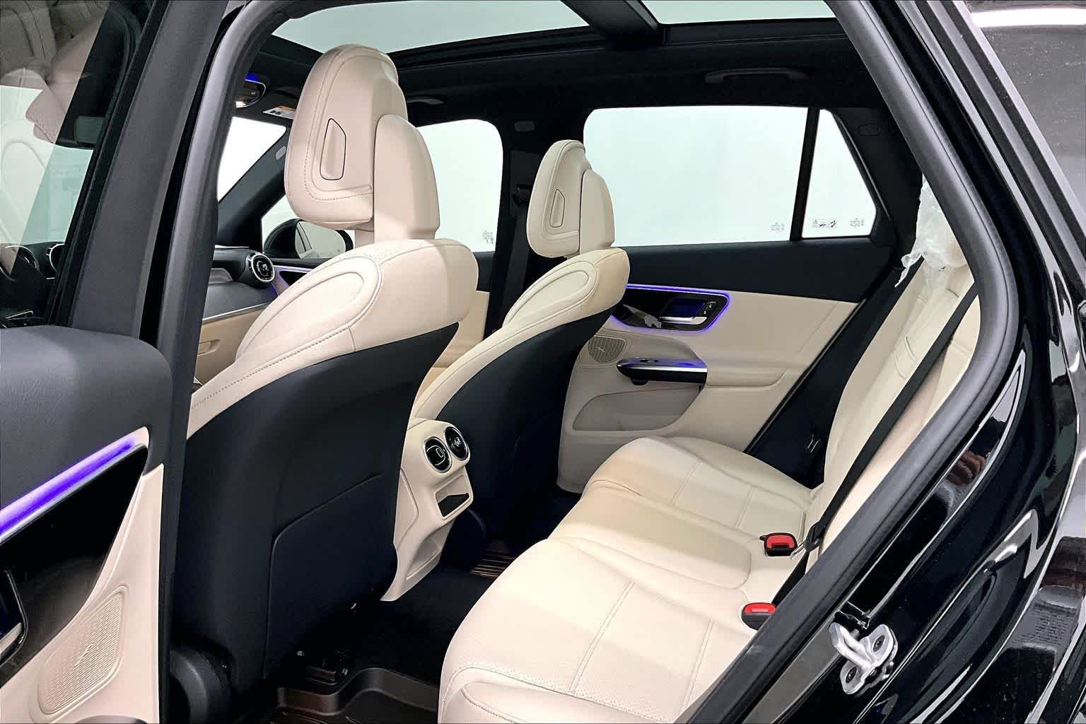 New 2026 Black Mercedes-Benz GLC 300 image 20