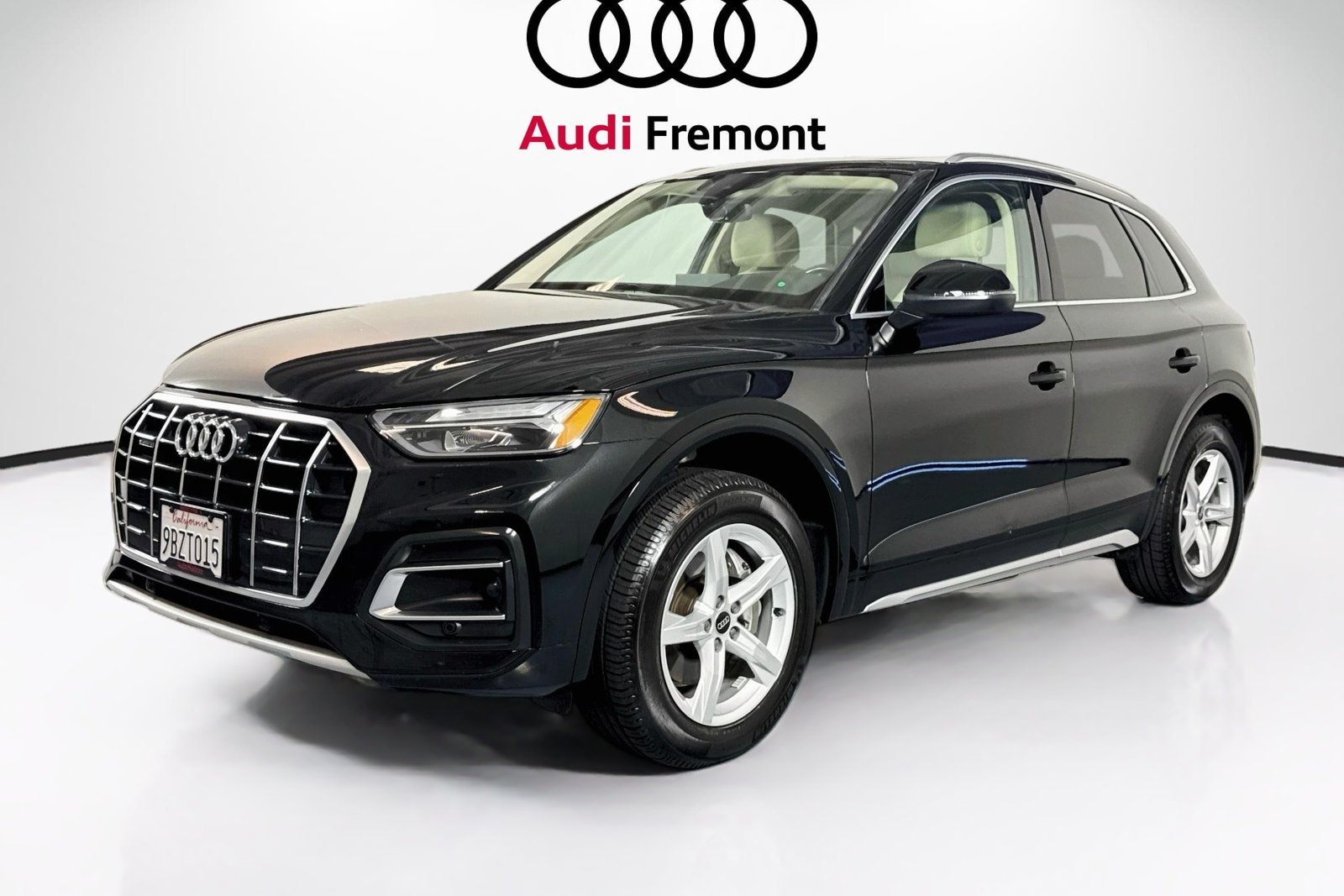 Used 2022 Mythos Black Metallic Audi Premium image 3