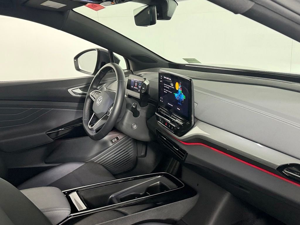 Used 2023 Black Volkswagen Pro S image 31