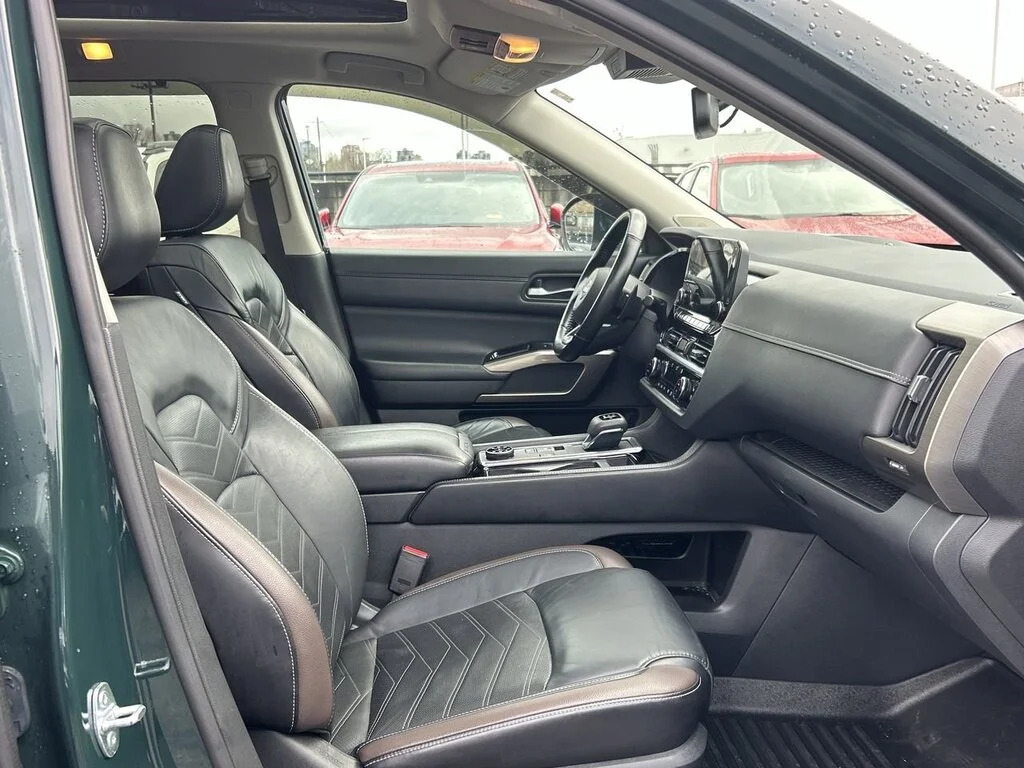 Used 2022  Nissan Platinum V6 4x4 at Dilawri Certified   Local BC image 34