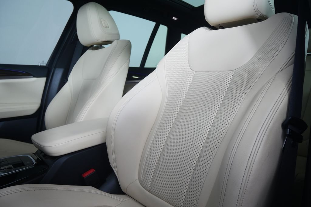 Certified Used 2024 Skyscraper Grey Metallic BMW sDrive30i image 10