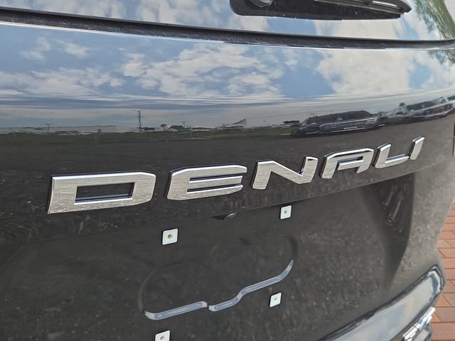 New 2026 Ebony Twilight Metallic GMC Denali image 4