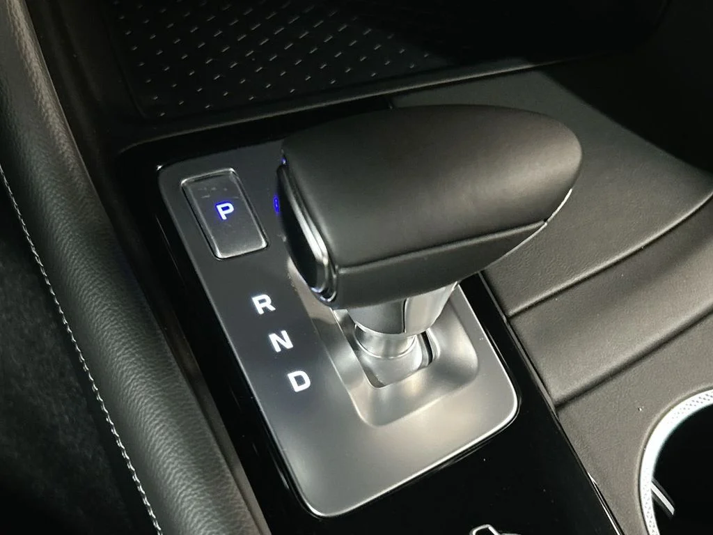 Used 2026 Silver Genesis 2.5T image 25