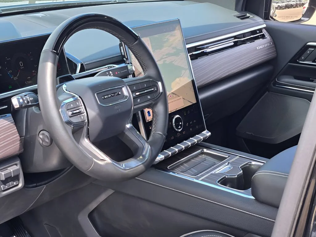 New 2025 Onyx Black GMC Extended Range Denali image 25