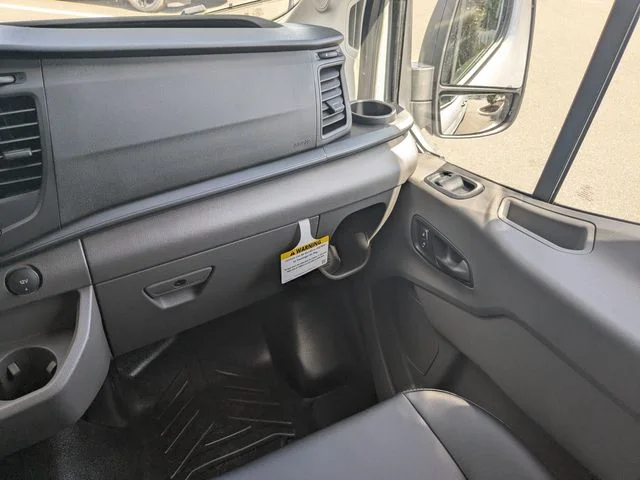 New 2026 Oxford White Ford Cargo Van image 17