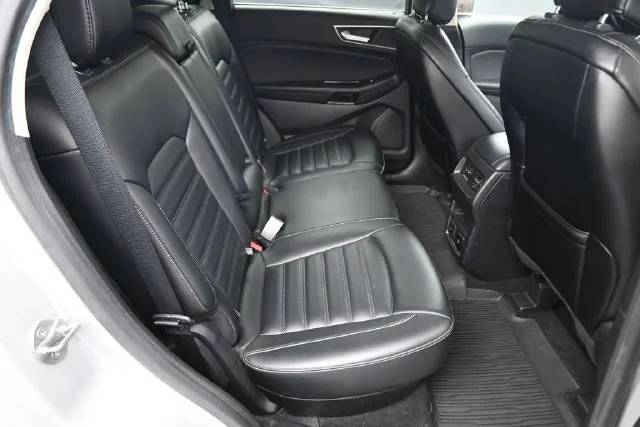 Used 2019 Silver Ford SEL image 24