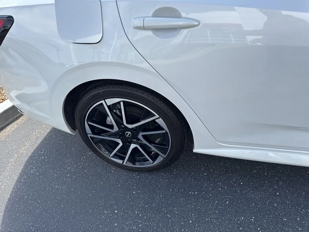 2025 Nissan Sentra SR - Photo 21