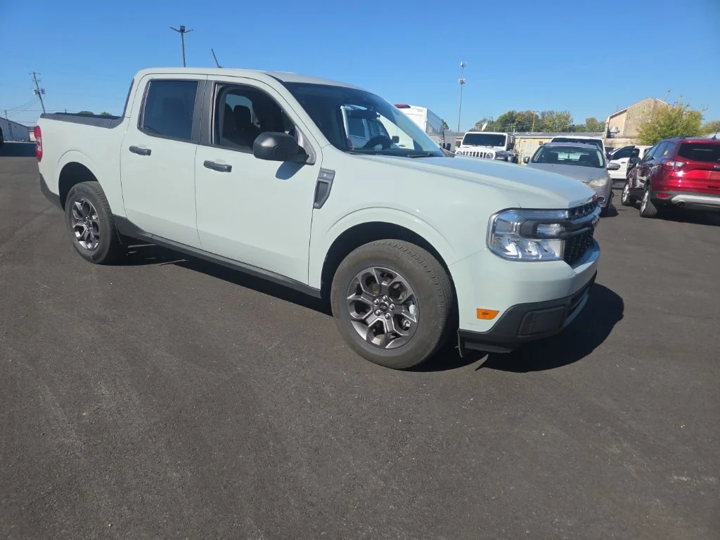 Used 2024 Green Ford XLT image 18