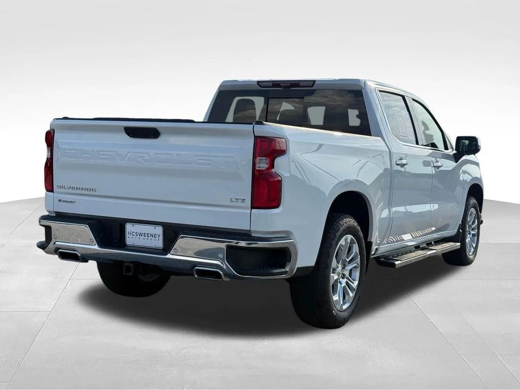 Used 2023 White Chevrolet LTZ image 28