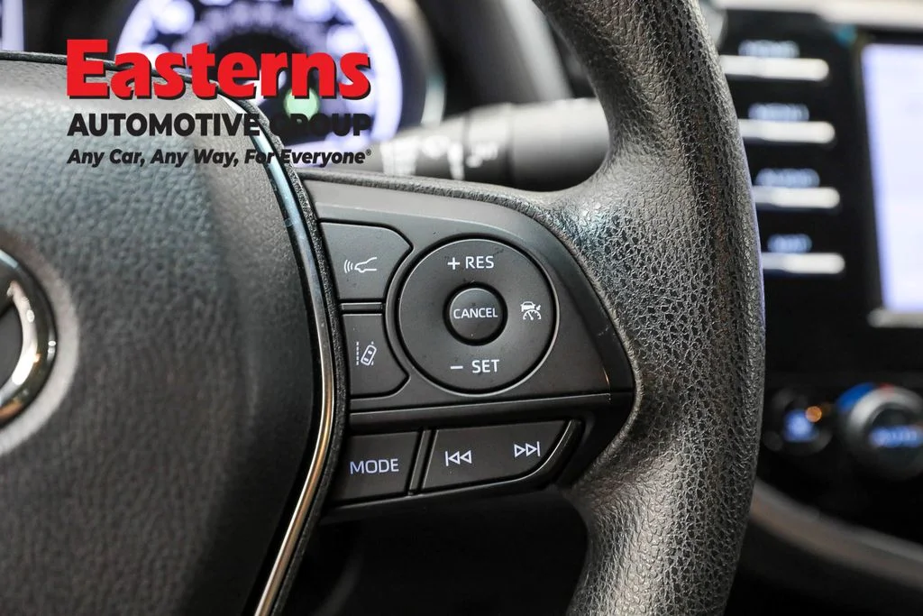 Used 2020 Blue Toyota LE image 16