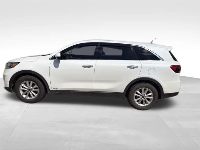 Used 2019 White Kia LX image 8