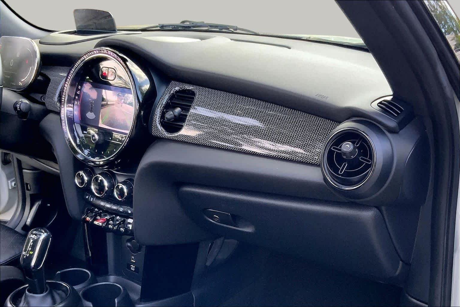 Used 2022 White Silver Metallic MINI Cooper S image 18